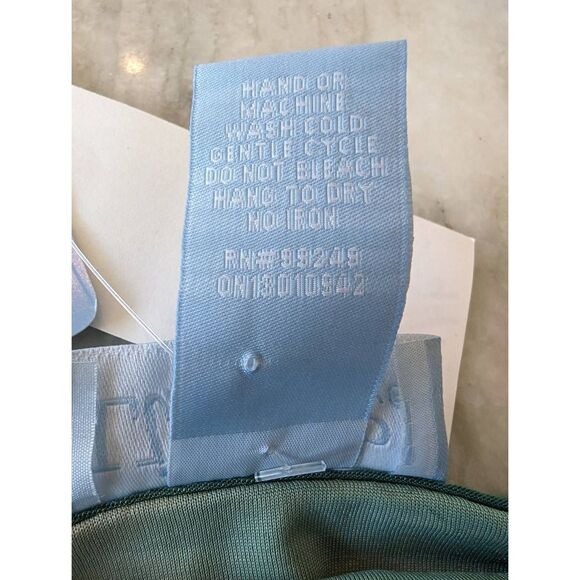 Liz & Me Blouse Top Women's 2X Artwork Green Floral Glitter embellished - Picture 7 of 10